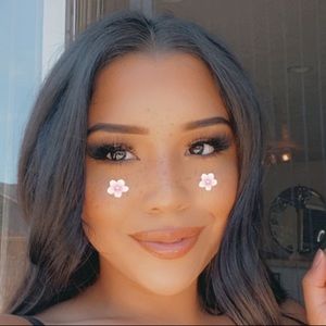 Meet your Posher, Ally